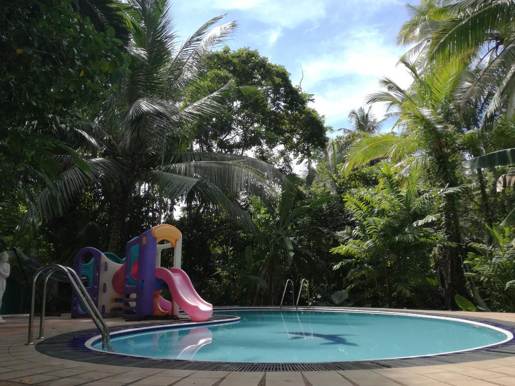 Manik Villa Bentota Bagian luar foto