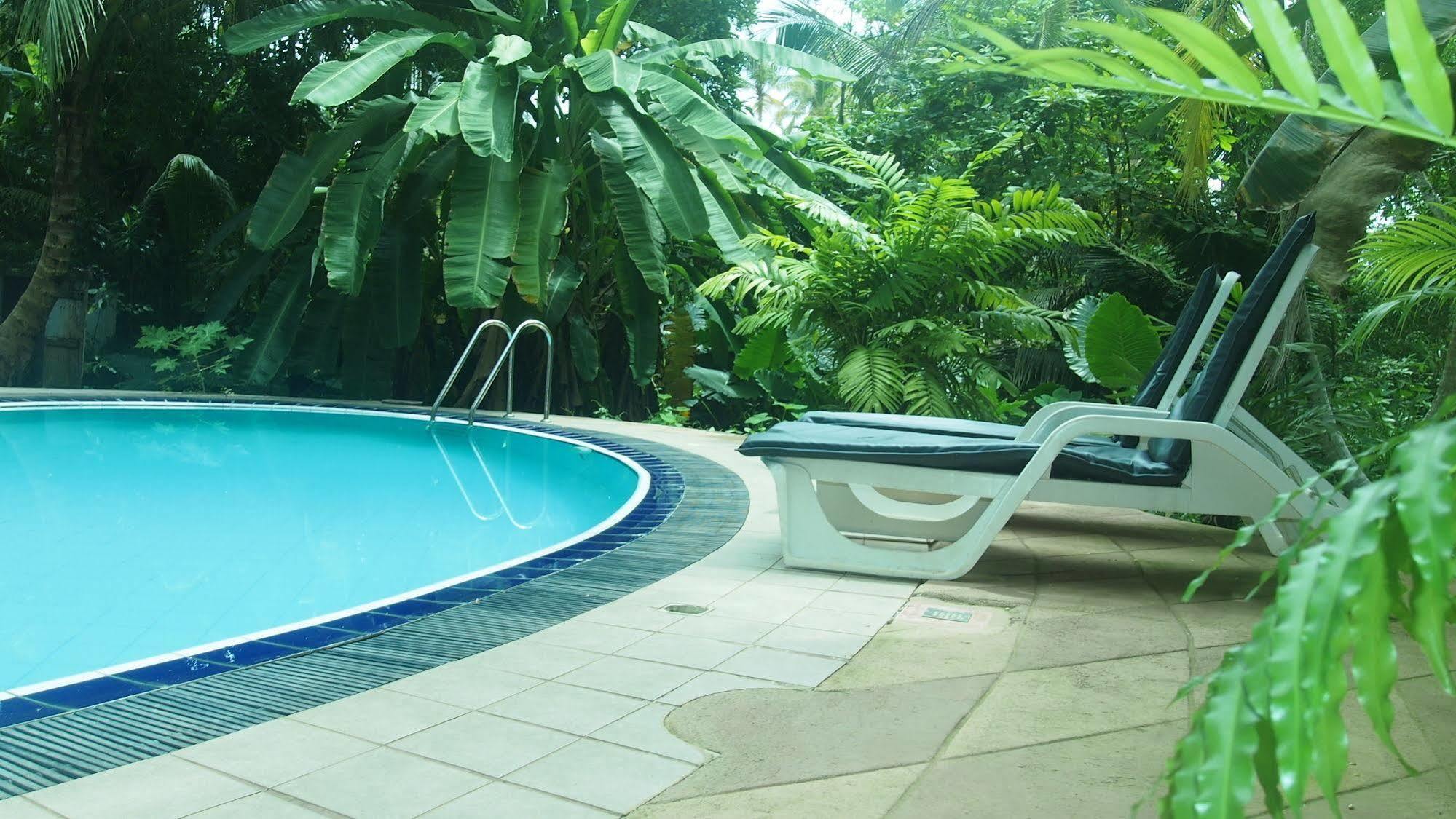 Manik Villa Bentota Bagian luar foto